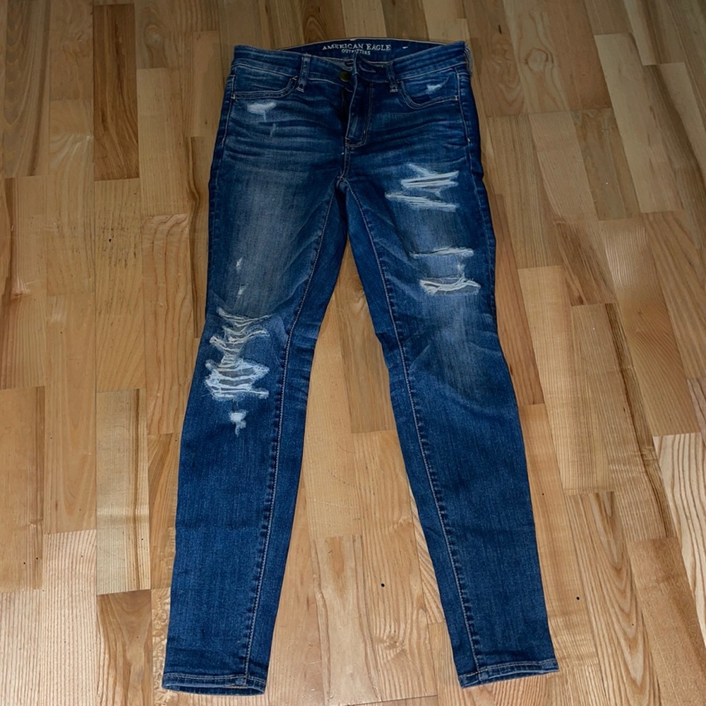 Mid rise super stretch skinny jeans